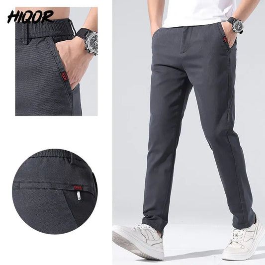 Pantalones de mezclilla elásticos para hombre: estilo casual y versátil.